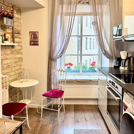 Uzupis Deluxe Retreat In Old Town Wilno