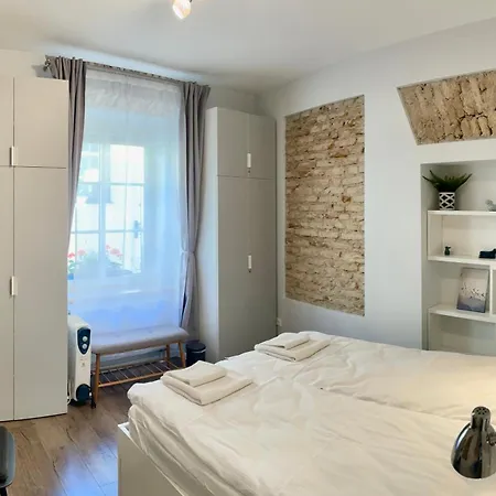 Uzupis Deluxe Retreat In Old Town Lägenhet Vilnius