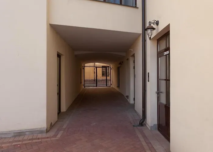 Apartment Uzupis Deluxe Retreat In Old Town Vilnius